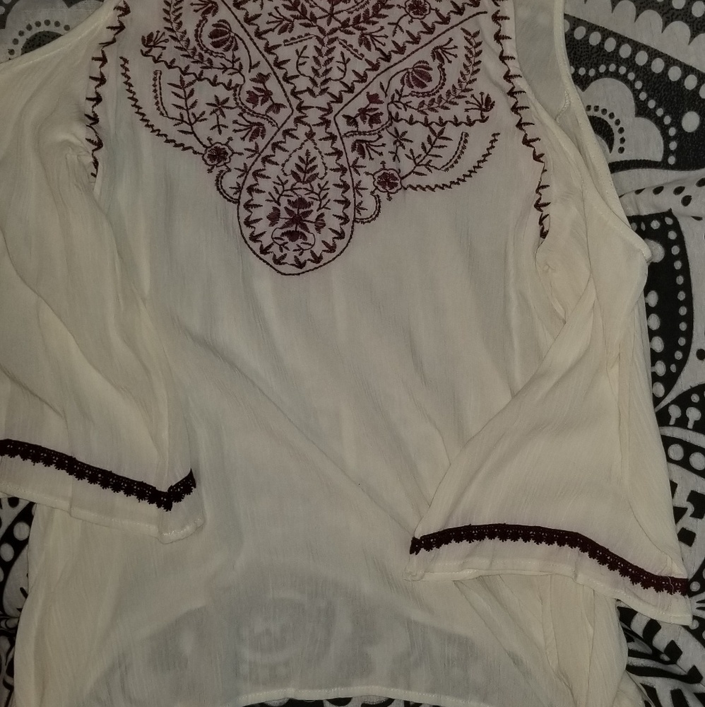 Cut out shoulder top